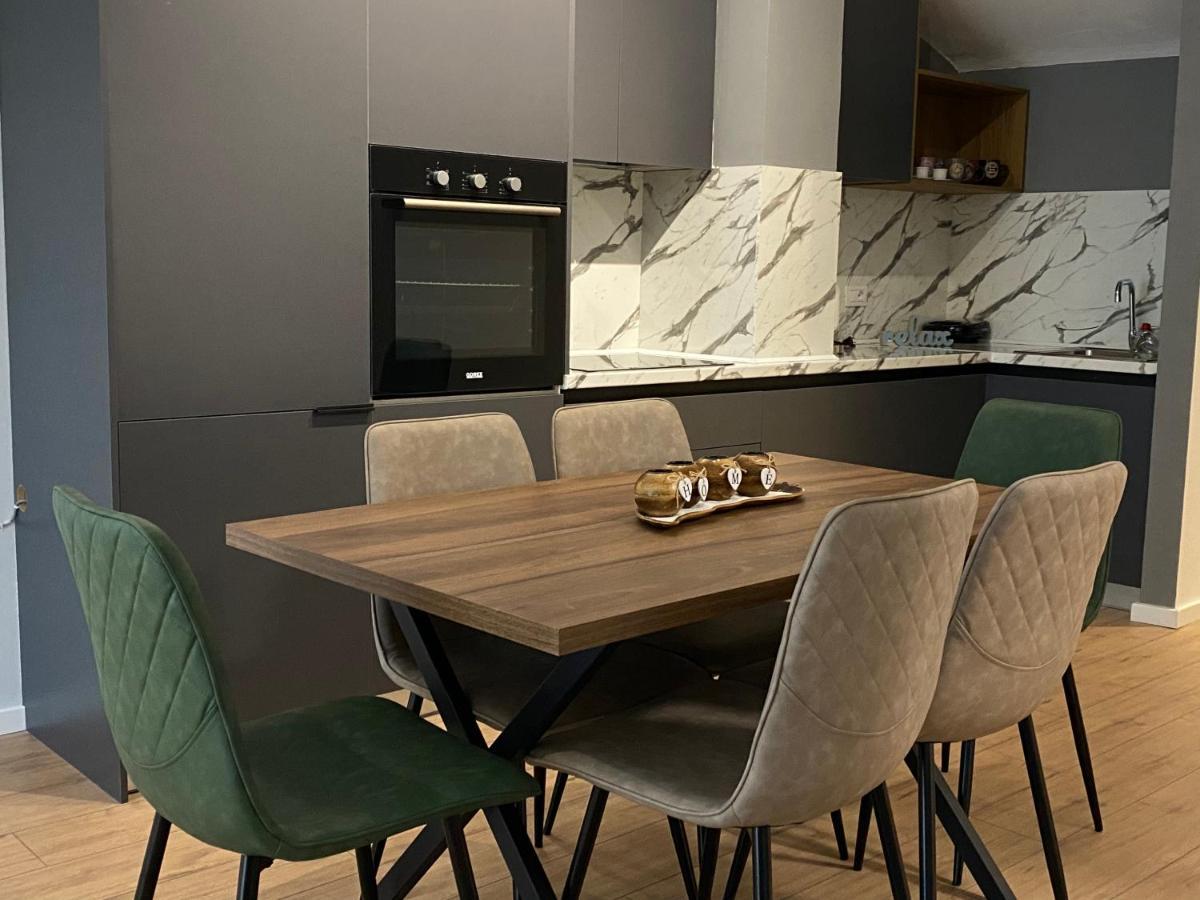 Brand New Apts Located At The City'S Main Square-100 Mbs Wifi Дуррес Экстерьер фото