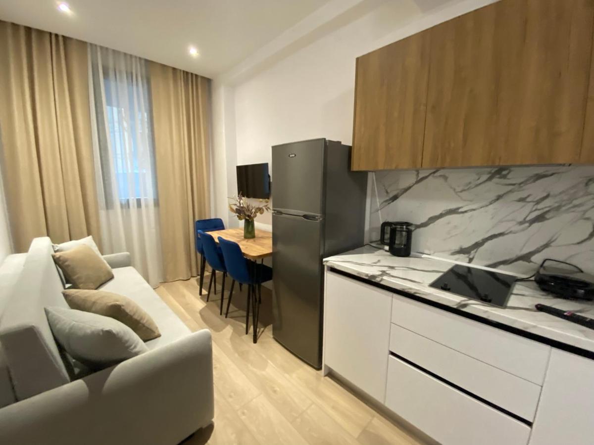 Brand New Apts Located At The City'S Main Square-100 Mbs Wifi Дуррес Экстерьер фото