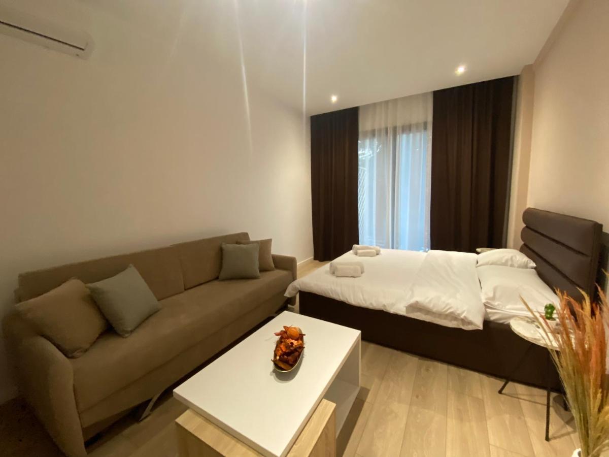 Brand New Apts Located At The City'S Main Square-100 Mbs Wifi Дуррес Экстерьер фото